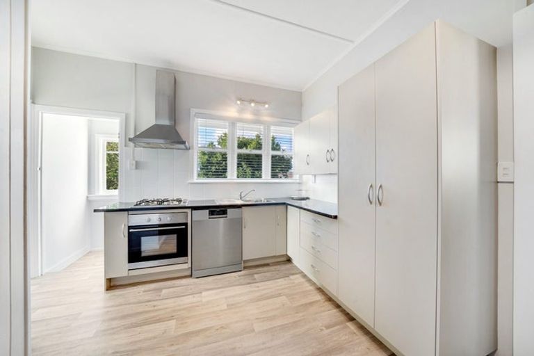 Photo of property in 17 Tennessee Avenue, Mangere East, Auckland, 2024