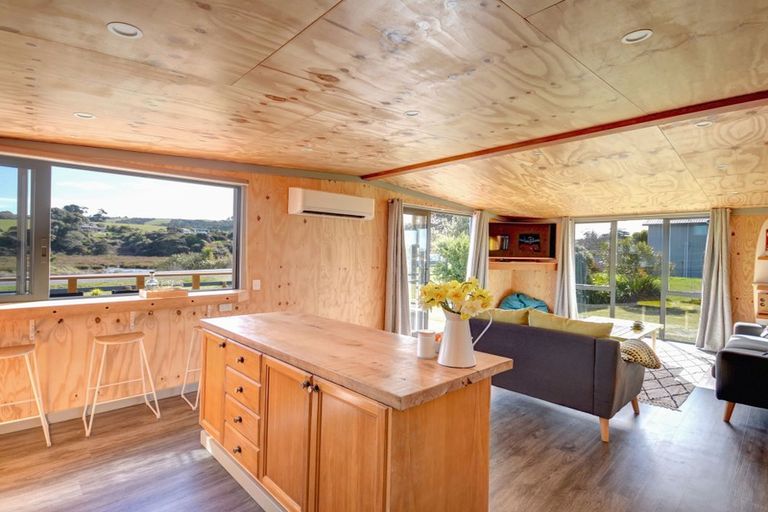 Photo of property in 125 Moturata Road, Taieri Beach, Taieri Mouth, 9091