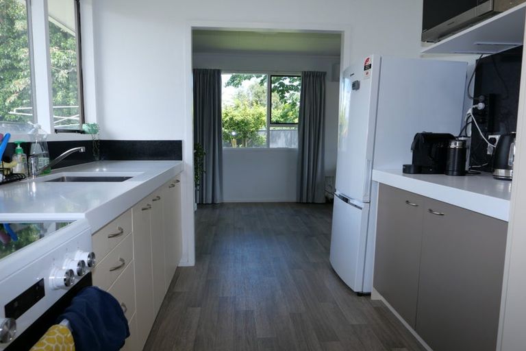 Photo of property in 7b Cypress Grove, Paraparaumu, 5032