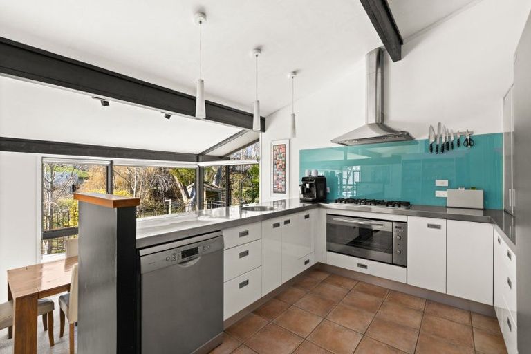 Photo of property in 13 Selwyn Road, Havelock North, 4130