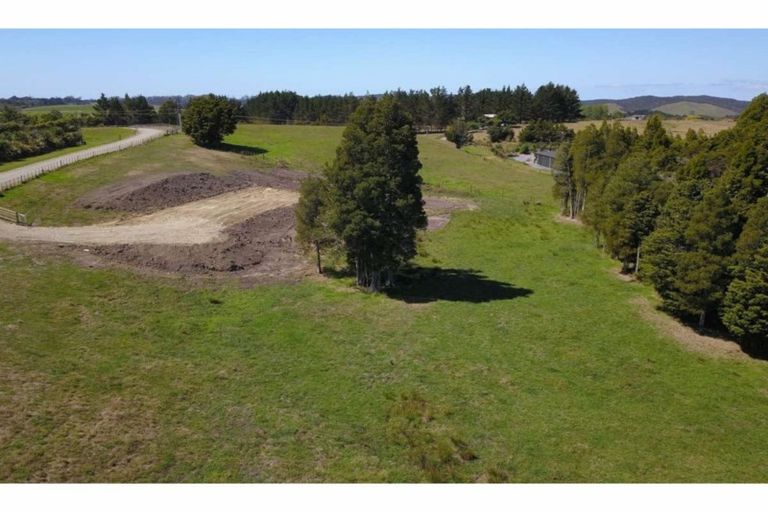 Photo of property in 562b Waimate Road North, Kerikeri, 0293