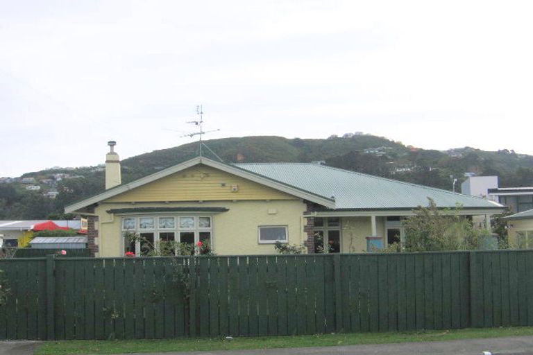 Photo of property in 81 Tama Street, Alicetown, Lower Hutt, 5010