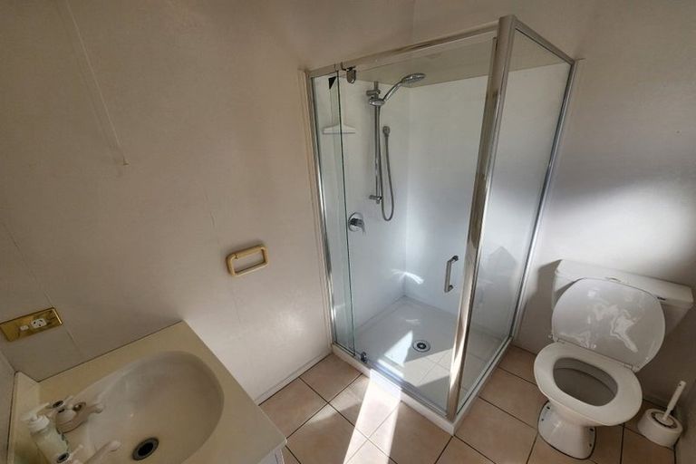 Photo of property in 2/7 Orlando Crescent, Waimairi Beach, Christchurch, 8083