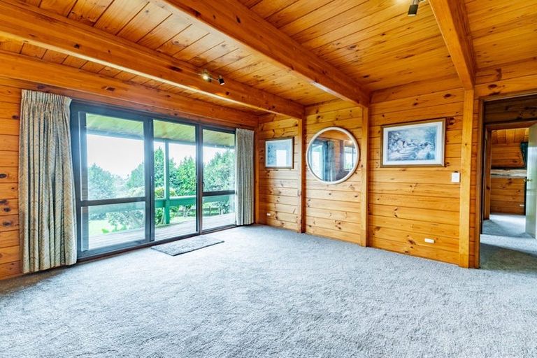 Photo of property in 236 Point View Drive, East Tamaki Heights, Auckland, 2016