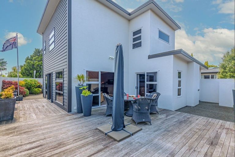 Photo of property in 42 Collingwood Street, Hokowhitu, Palmerston North, 4410