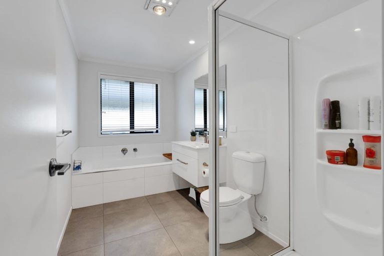 Photo of property in 15 Customhouse Street, Bell Block, New Plymouth, 4312