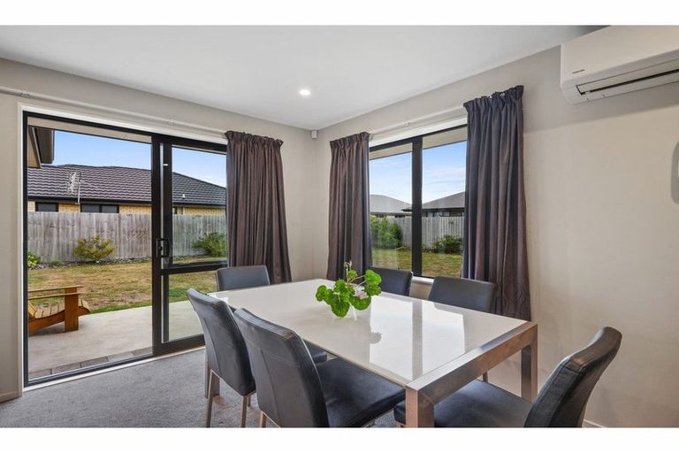 Photo of property in 8 Grasmere Close, Rangiora, 7400