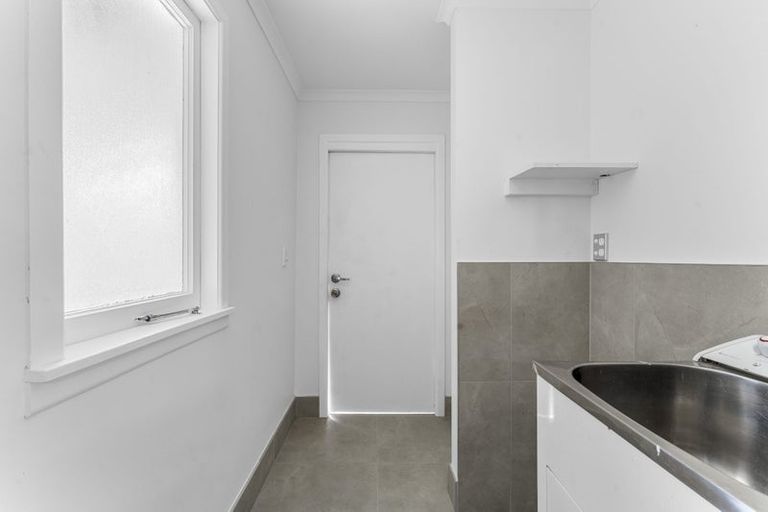 Photo of property in 1/256 Porchester Road, Takanini, 2112