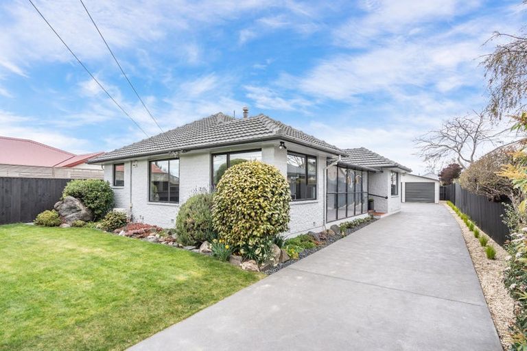 Photo of property in 53 Tuckers Road, Redwood, Christchurch, 8051
