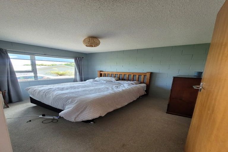 Photo of property in 7 Renown Place, Spotswood, New Plymouth, 4310