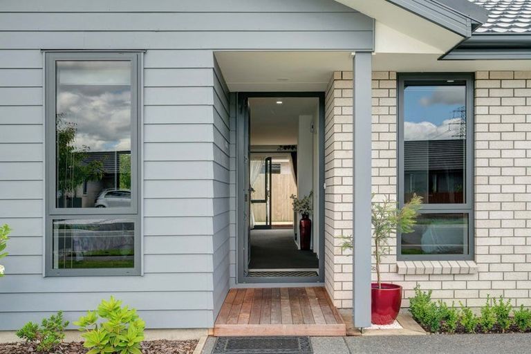 Photo of property in 40 Loch Tanna Way, Yaldhurst, Christchurch, 8042