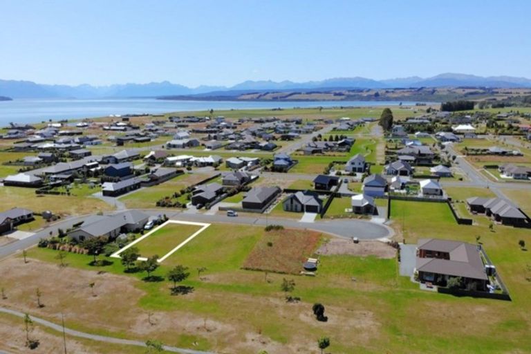 Photo of property in 20 Vancouver Place, Te Anau, 9600