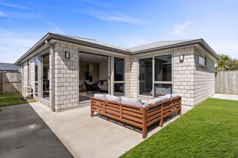 Photo of property in 62 Franks Way, Papamoa Beach, Papamoa, 3118