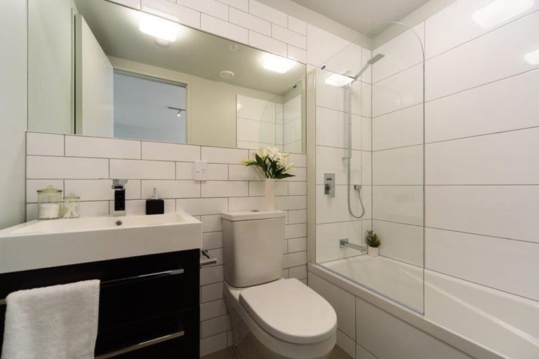 Photo of property in Detroit Apartments, 112/181 Tasman Street, Mount Cook, Wellington, 6021