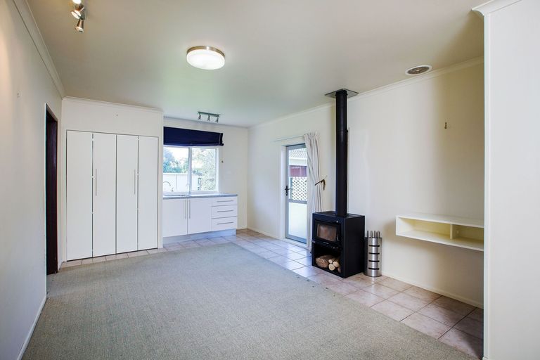 Photo of property in 36 Smeaton Road, Bell Block, New Plymouth, 4312