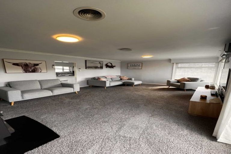 Photo of property in 2 Simon Street, Feilding, 4702