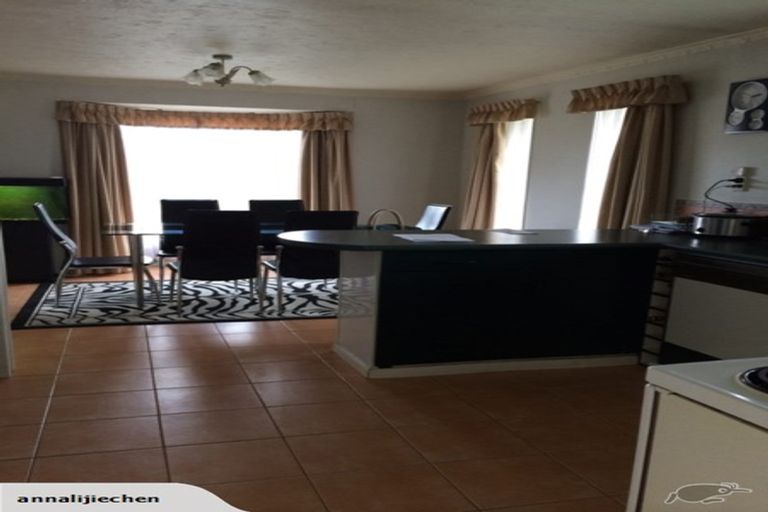 Photo of property in 62 Ambleside Drive, Burnside, Christchurch, 8053