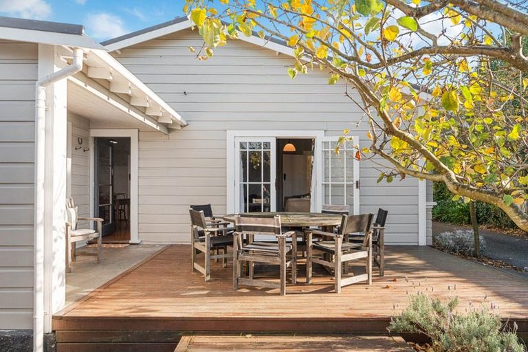 Photo of property in 182 High Street North, Carterton, 5713