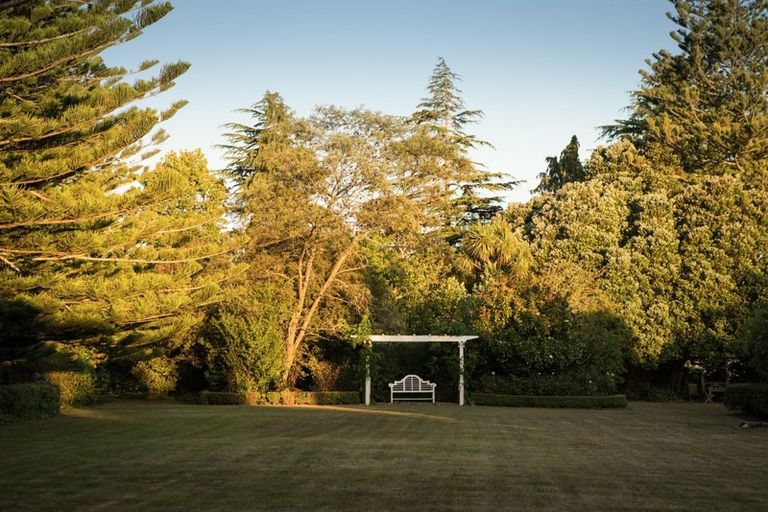 Photo of property in Greenlea, 310 Mount Biggs Road, Halcombe, Feilding, 4779