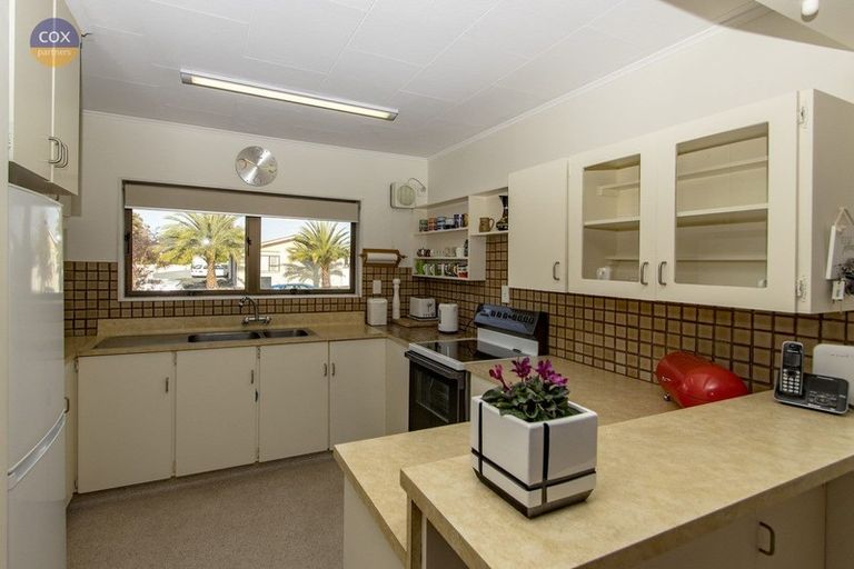 Photo of property in 34 Townshend Crescent, Greenmeadows, Napier, 4112