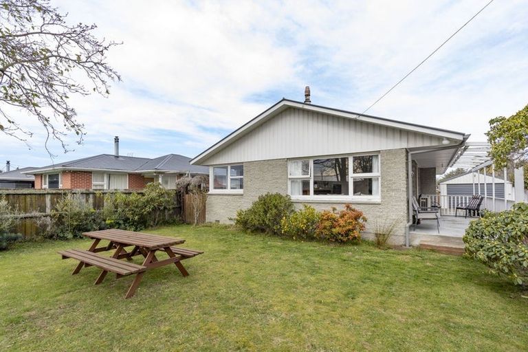 Photo of property in 129 Blackett Street, Rangiora, 7400