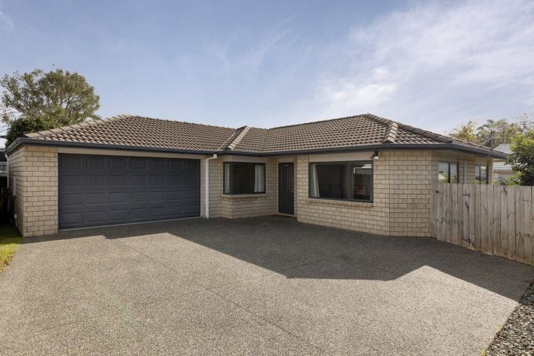 Photo of property in 3b Esmeralda Street, Welcome Bay, Tauranga, 3112