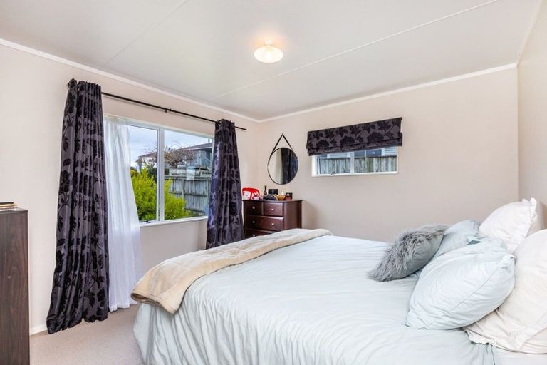 Photo of property in 19 Kiddle Drive, Hilltop, Taupo, 3330