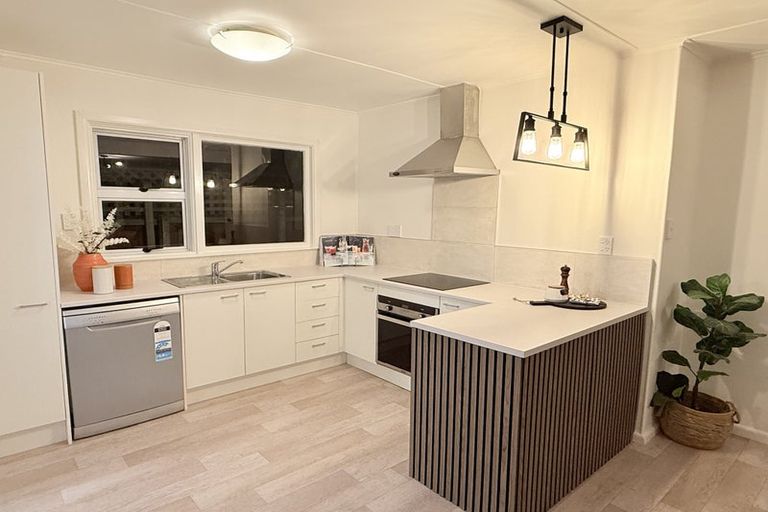 Photo of property in 1/134 Somerfield Street, Somerfield, Christchurch, 8024