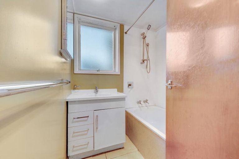 Photo of property in 5 Miro Place, Waiuku, 2123