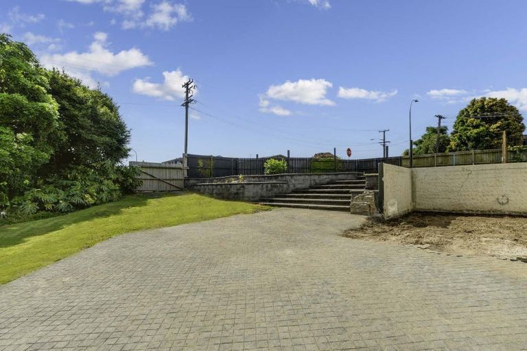 Photo of property in 525 Otumoetai Road, Matua, Tauranga, 3110