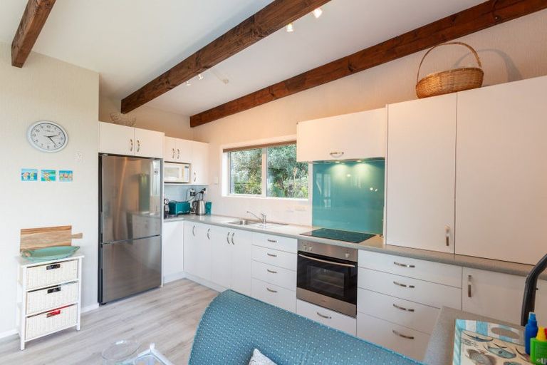 Photo of property in 32 Akitio Esplanade, Akitio, Pongaroa, 4991