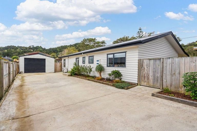 Photo of property in 2 Tropicana Drive, Tamaterau, Whangarei, 0174