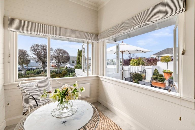 Photo of property in 44 Herrick Street, Marewa, Napier, 4110