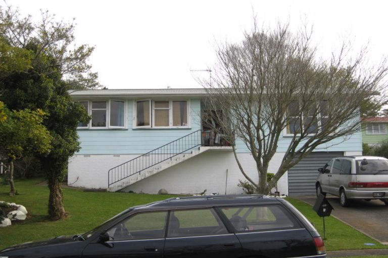 Photo of property in 8 Granby Place, Westown, New Plymouth, 4310