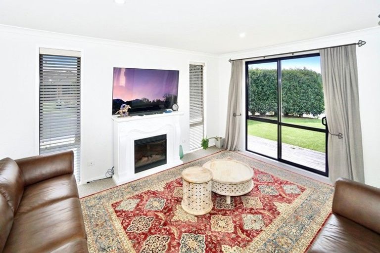 Photo of property in 1 Fleur Place, Te Puke, 3119