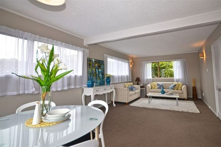 Photo of property in 3/1a Amberley Avenue, Te Atatu South, Auckland, 0610