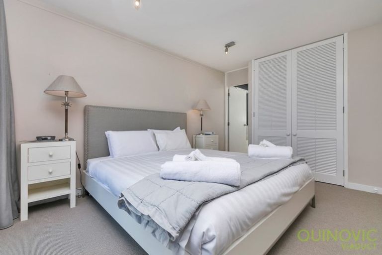 Photo of property in 2/7 London Street, Saint Marys Bay, Auckland, 1011