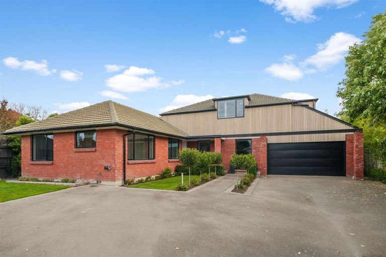 Photo of property in 4 Elwyn Place, Avonhead, Christchurch, 8042