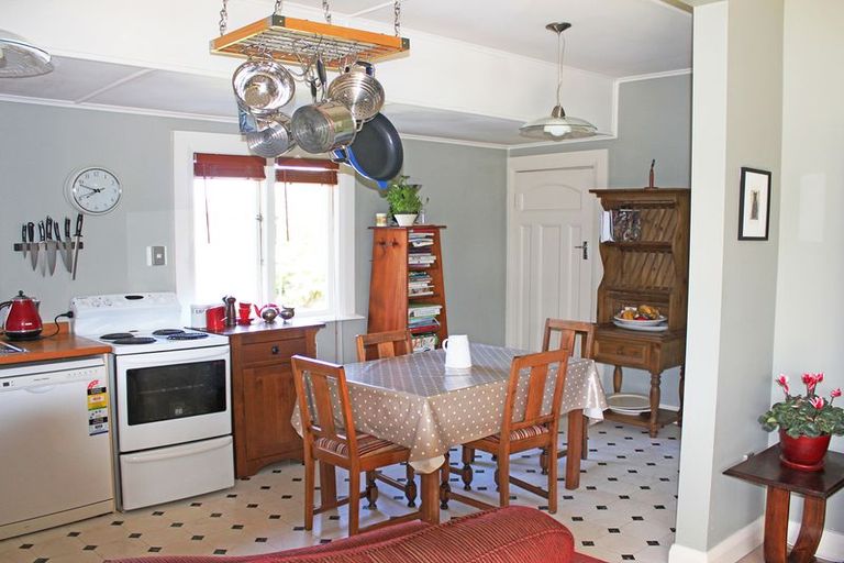 Photo of property in 31 Till Street, South Hill, Oamaru, 9400