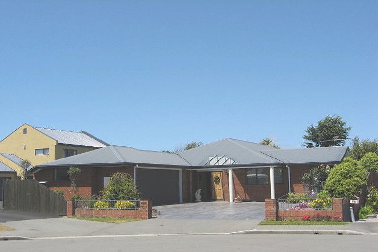 Photo of property in 21 Rue De La Mare, Parklands, Christchurch, 8083