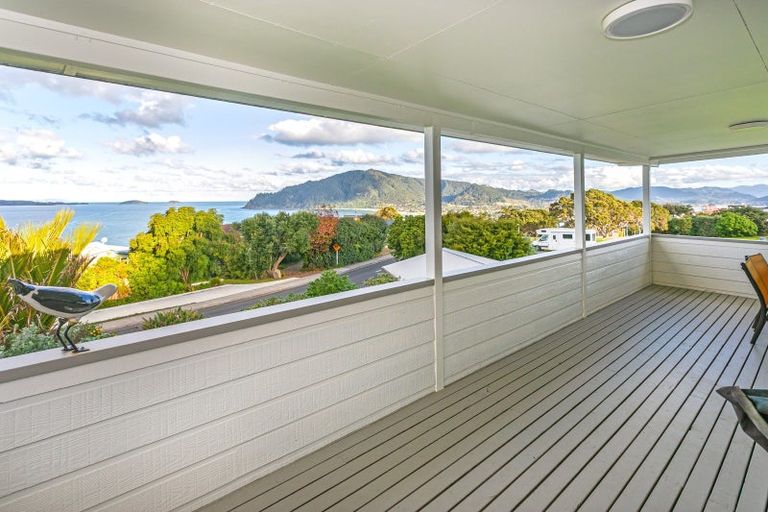Photo of property in 218 Paku Drive, Tairua, 3508