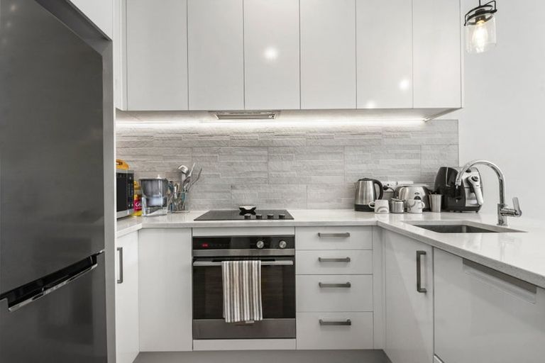 Photo of property in 7/2 Waipa Street, Birkenhead, Auckland, 0626