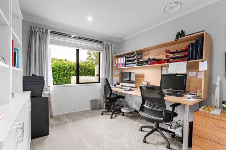 Photo of property in 18 Smith Road, Horsham Downs, Hamilton, 3281