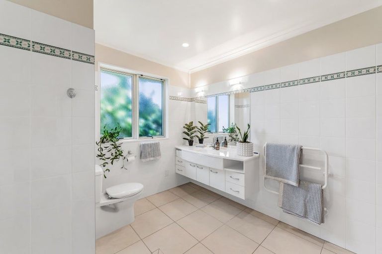 Photo of property in 21 Churchlea Place, Darfield, 7510