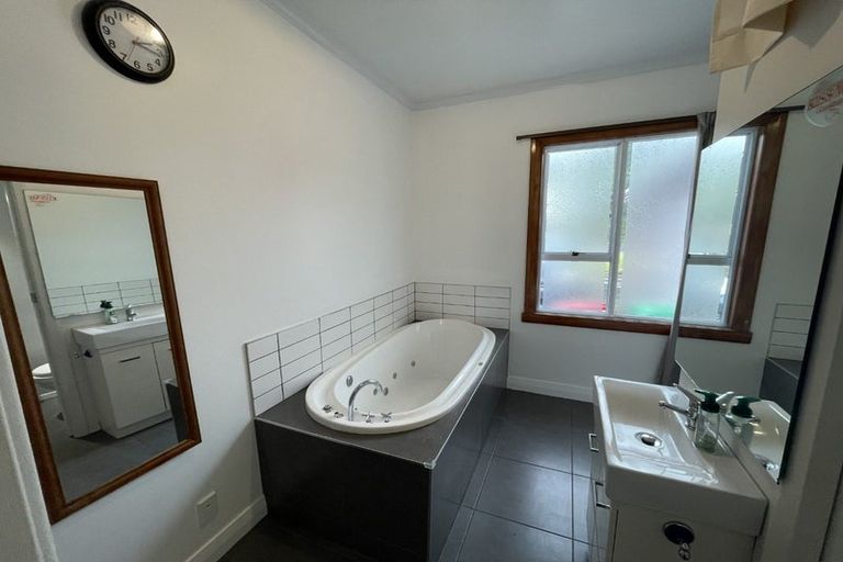 Photo of property in 20 Manchester Street, Bradford, Dunedin, 9011