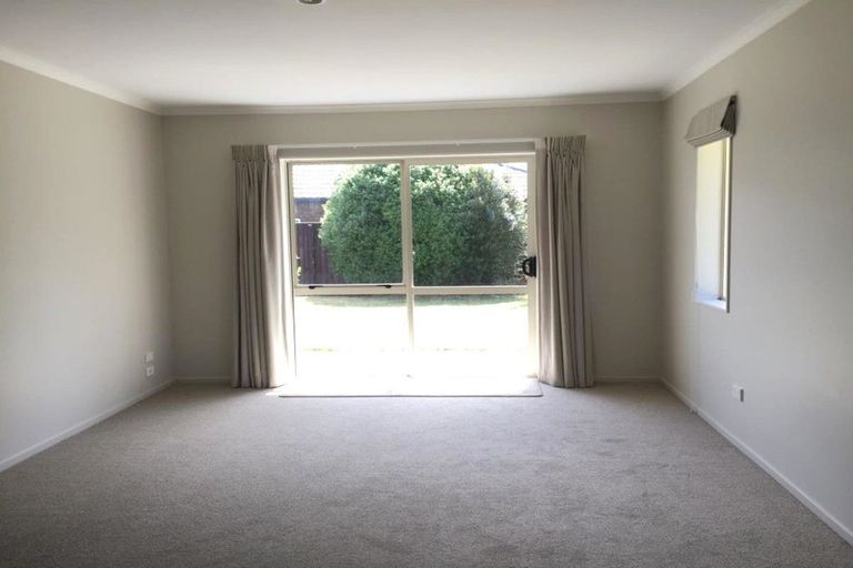 Photo of property in 9 Talbot Road, Northwood, Christchurch, 8051