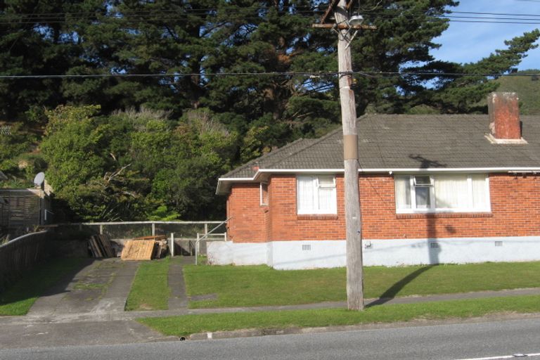 Photo of property in 174 Waddington Drive, Naenae, Lower Hutt, 5011