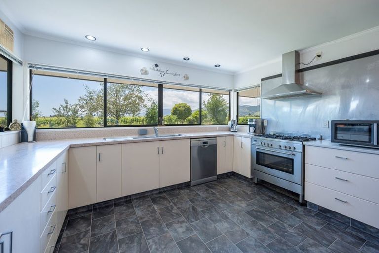 Photo of property in 38 Clover Road West, Hope, Brightwater, 7091