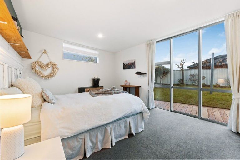 Photo of property in 9 Sunhaven Cove, Cromwell, 9310