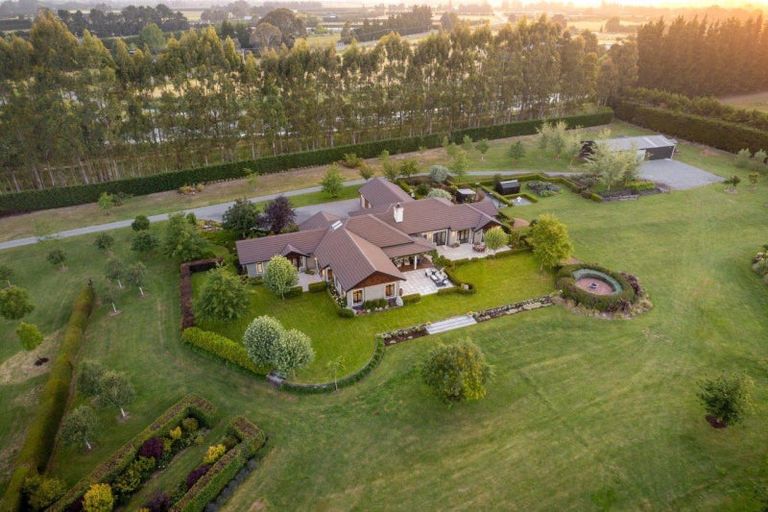 Photo of property in 155 Swannanoa Road, Fernside, Rangiora, 7471